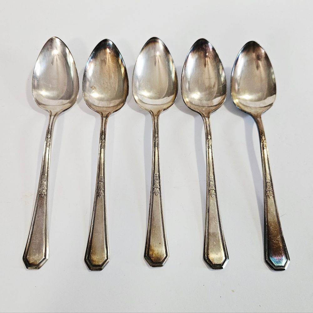 Antique WM Rogers & Son AA Silver Plated 1923 Mayfair Pattern Spoon Set of Five